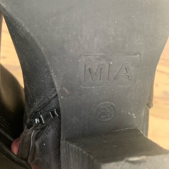 👚2/$15 MIA Black Ankle Boots, Vintage Cool, 3” Wedge Heel, Zipper, 8.5, EUC! - Picture 14 of 15